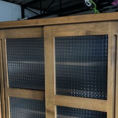 大川家具 豊田木工 カントリー家具 リビングボード スライドドア シェルフ キャビネット 木製家具の画像
