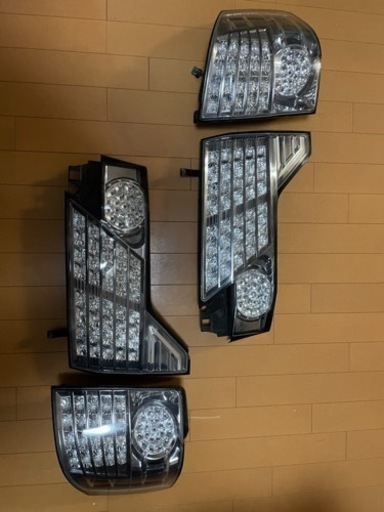 これ以上値下げしません！　10アルファード後期用LEDテールランプ