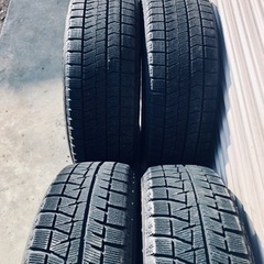 冬タイヤ 195/65R15 ブリヂストン製PCD114.3アルミ付きブリザック4本組の画像
