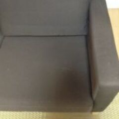 無料で譲ります/3人掛けソファーの画像