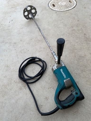 マキタ　カクハン機　中古美品　UT1305