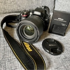 
Nikon D5100 18-105mm VRレンズの画像