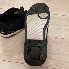 Heelys ローラー靴　24cmの画像