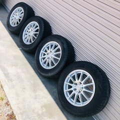 冬タイヤ 215/65R16 ヴエルファイア等用アルミ付きスタッドレス4本組の画像