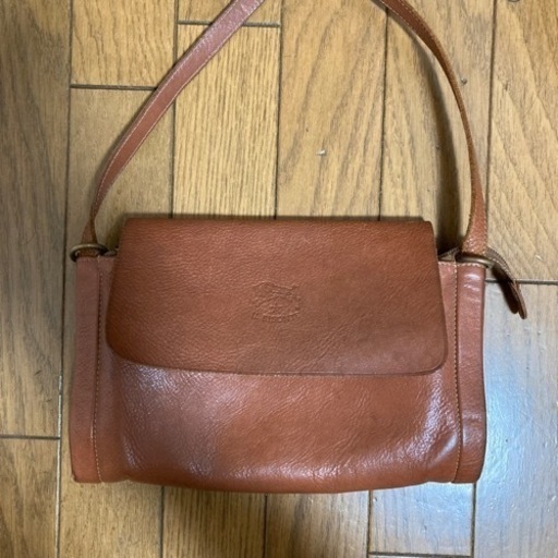 イルビゾンテ　ショルダーバッグ