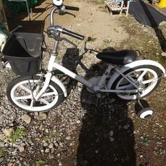 【受け渡し決まりました】子ども用自転車  白