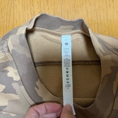 ルルレモン  トレーナー　サイズ4の画像