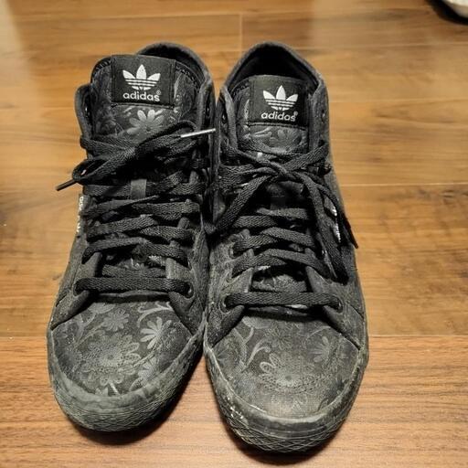 adidas　レディース