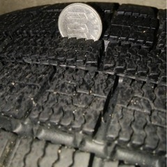 スタッドレスタイヤ　155/65 R13の画像