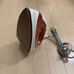 至急　11/29まで！東芝(TOSHIBA) スチームアイロン　ピンクの画像