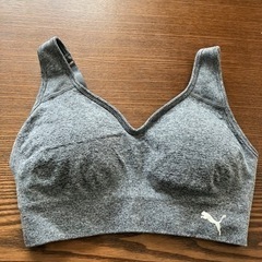 PUMAスポーツブラMの画像