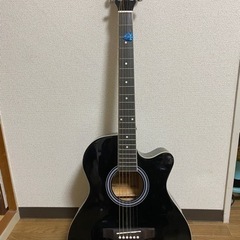 ギター　チューナー、ピック付き