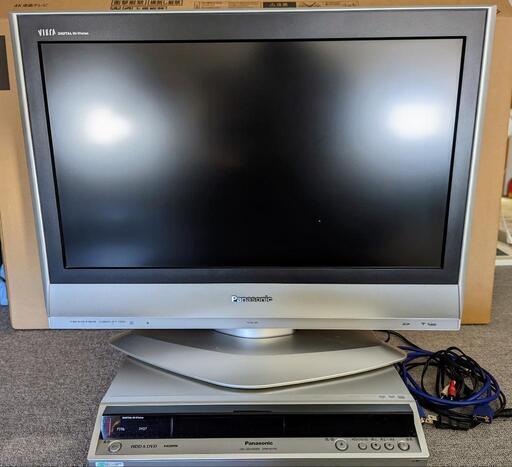 Panasonic  VIERA  液晶テレビ  26インチ\u0026HDD-DVDレコーダー