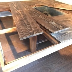 囲炉裏テーブル（美品）の画像