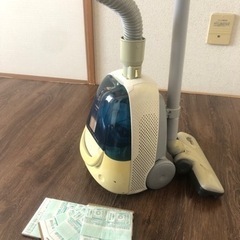 東芝　掃除機