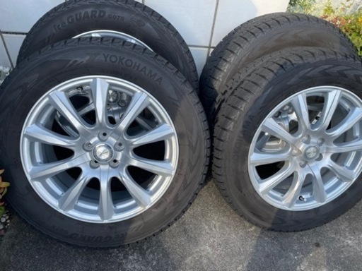 スタッドレスタイヤホイールセット　17インチ
