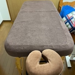 【中古】マッサージベッド　譲ります。