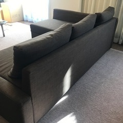 イケアFRIHETEN フリーヘーテン コーナーソファベッド 収納付きの画像