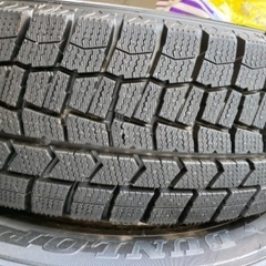 スタッドレスタイヤの画像