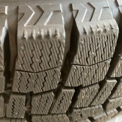 スタッドレスタイヤの画像