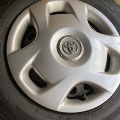 スタッドレスタイヤの画像