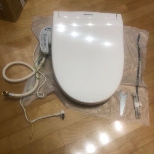 2019年製パナソニック　温水洗浄便座　ウォシュレット　ビューティートワレ