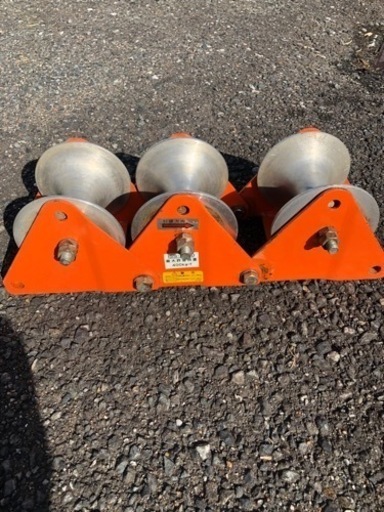 育良精機製作所　3連コロ