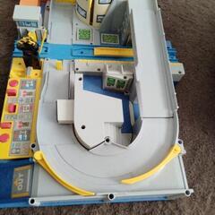 トミカ？プラレール？の画像