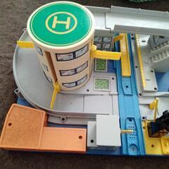 トミカ？プラレール？の画像