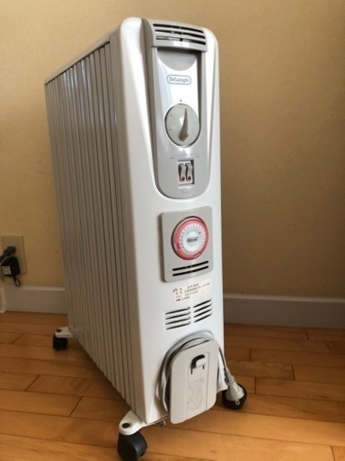 デロンギ　オイルヒーター　100V 1500W