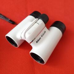 Nikon / ACULON T01 8×21 WHITE 双眼鏡の画像