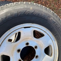 195/80r15 スタッドレスの画像