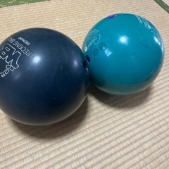 ボーリングの玉２つ無料