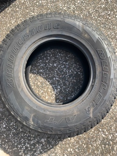 値下しました4WDブリジストン　デューラー オールトレイルタイヤです。AT 265/70R16