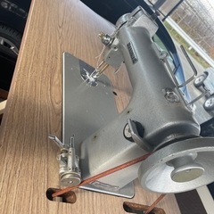 ジャノメミシン　足踏みミシンの画像
