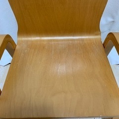 子ども　椅子　木製　ローチェア　キコリの子いすの画像