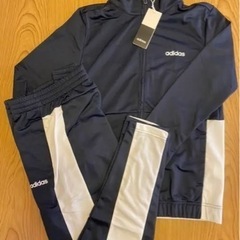 新品　adidas アディダス　セットアップ