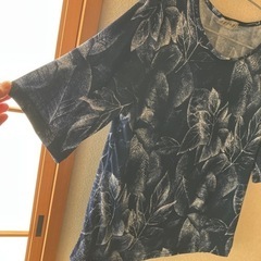 五分丈カットソー リーフ柄 M〜Lの画像