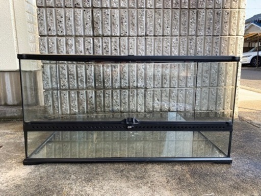 爬虫類用ケージ　グラステラリウム9045  爬虫類　引取り限定