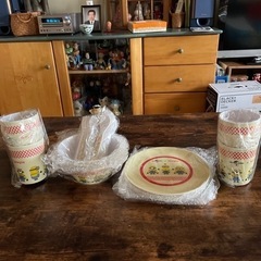 ◆【お話中】キューピー　ミニオンズ　ノベルティー食器◆①