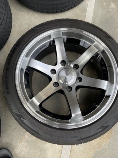 ハイエース　KB RACING  KBレーシング　ブラポリ　225 45 18