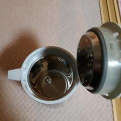 電気ポット　1Lの画像