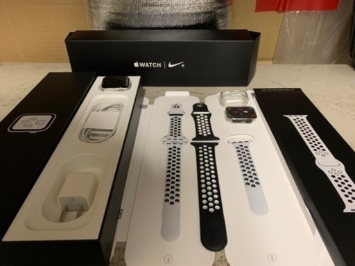 APPLE WATCH4 ナイキ　40  GPS