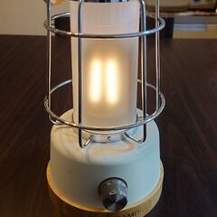 キャンプ用品　LEDランタン