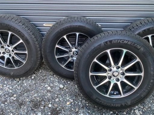 スタッドレスタイヤホイール 225／70 R16