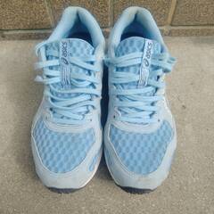 asics　ランニングシューズ　23.5cm　レディース　LYT...