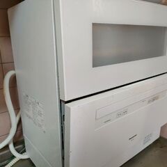12/18まで！【美品】Panasonic食洗機　NP-TH4の画像