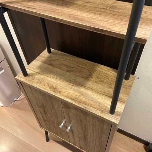 【収納家具】組立済オープンラック　扉収納付