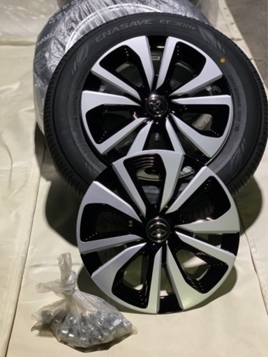 新品タイヤ4本です．サイズ　195/65R 15