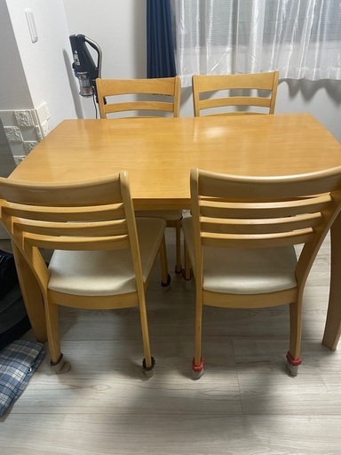 【値下げしました】ダイニングテーブル椅子セット